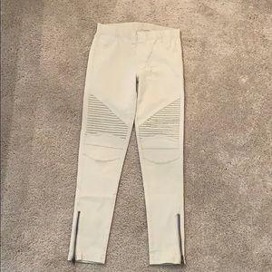 High waisted skinny “jegging”